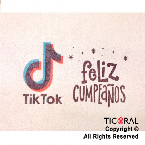 LAMINA COMESTIBLE TIK TOK PARA TORTAS 27CM x 21CM x 1